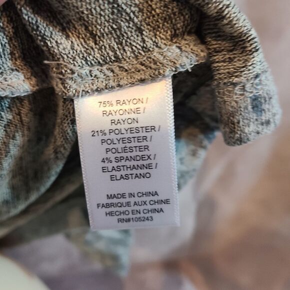 SWEATER SALE 3/$30 Bobeau Grey & Denim Floral Hacci Open Cardigan Size Small - Picture 3 of 6